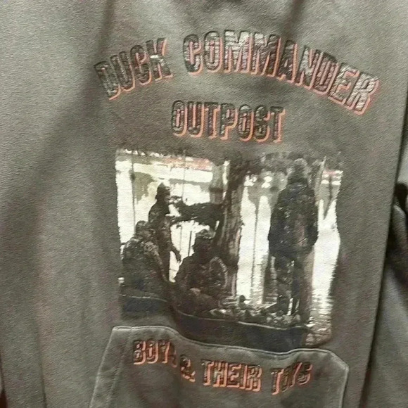 Camouflage duck commander hoodie size large - Picture 2 of 4